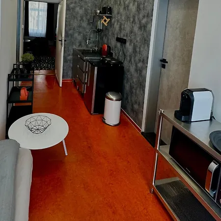 Central Apartments Апартаменты