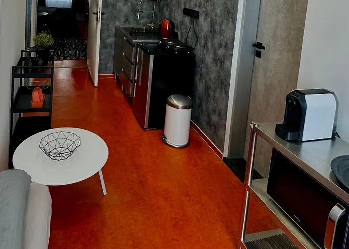 Central Apartments Апартаменты